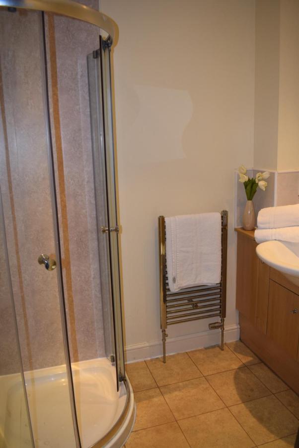Kelpies Serviced Apartments Kavanagh- 5 Bedrooms Bathgate Exterior foto