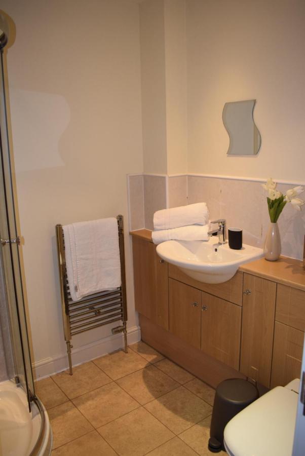 Kelpies Serviced Apartments Kavanagh- 5 Bedrooms Bathgate Exterior foto