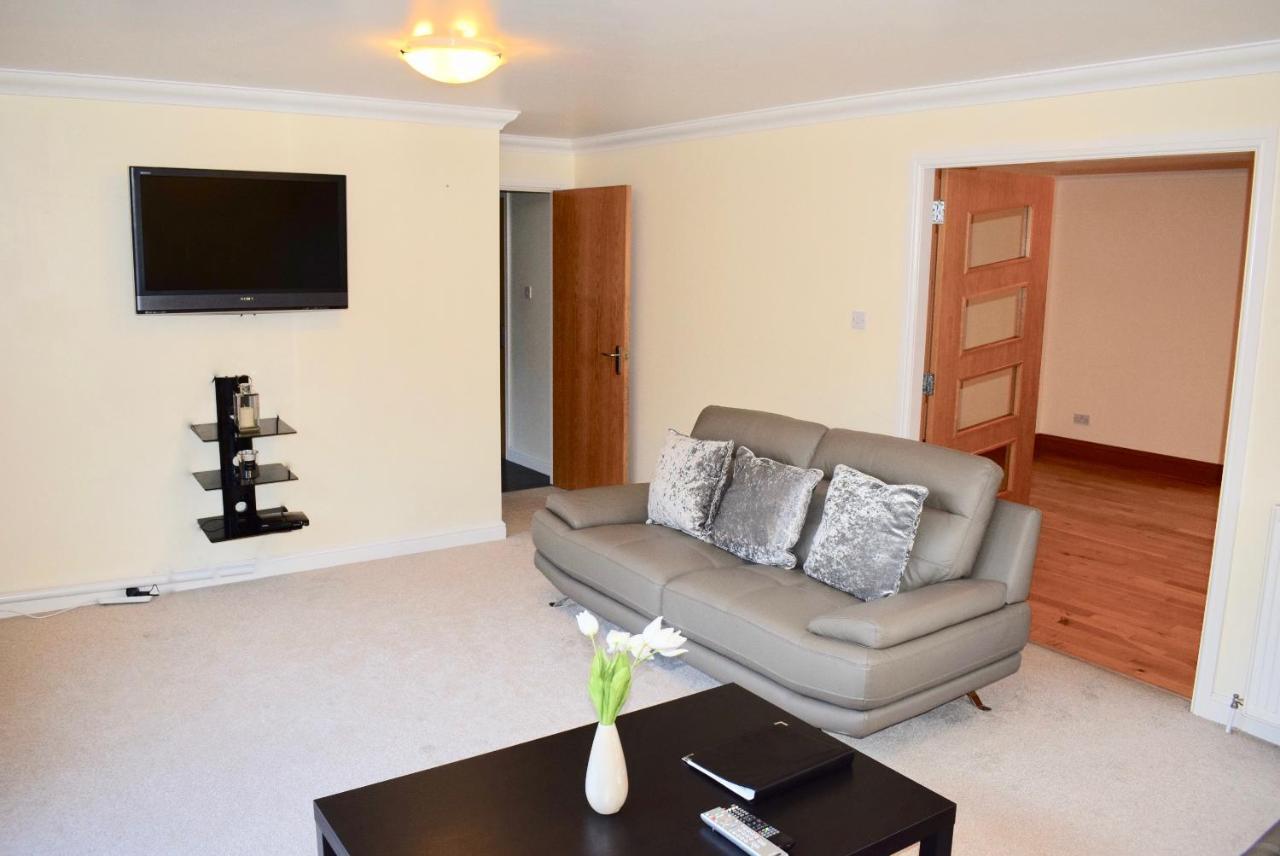 Kelpies Serviced Apartments Kavanagh- 5 Bedrooms Bathgate Exterior foto